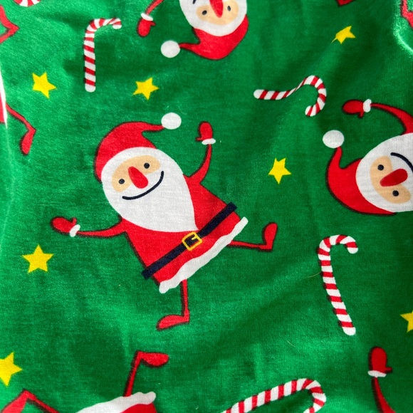 New with tags‎ dog pajamas with Santa print - Picture 2 of 5